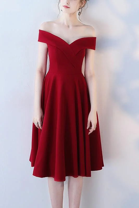 A Line Red Off the Shoulder Sweetheart Homecoming Dresses Short Prom Dresses WK600