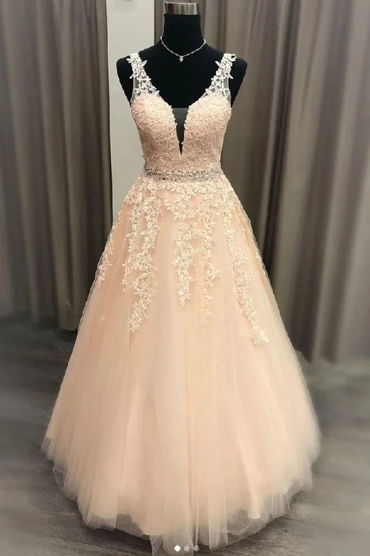 Floor Length V Neck Sleeveless Tulle Prom Dress with Appliques Puffy Quinceanera Dress WK598