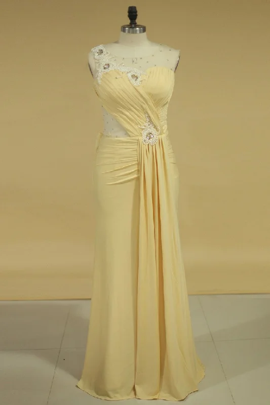 2024 Spandex Scoop Prom Dresses Mermaid/Trumpet With Pearls And Ruffles