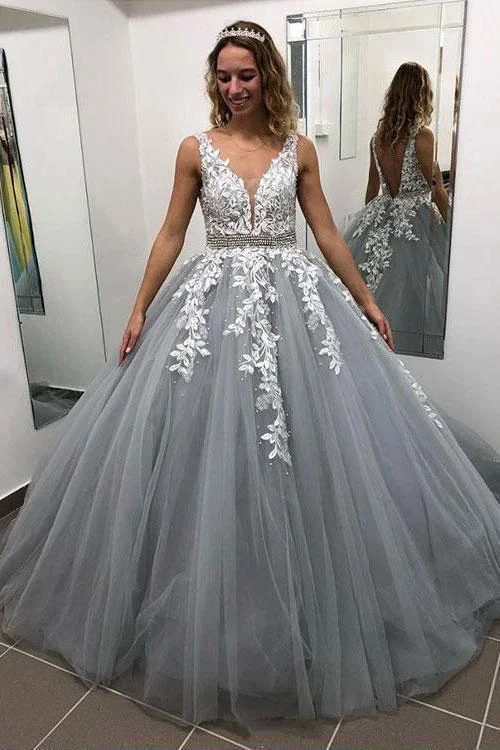 Ball Gown Gray V Neck Prom Dresses with Lace Appliques Quinceanera Dresses WK684