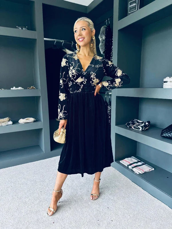 Kaitlyn Detailed Velvet Dress Black